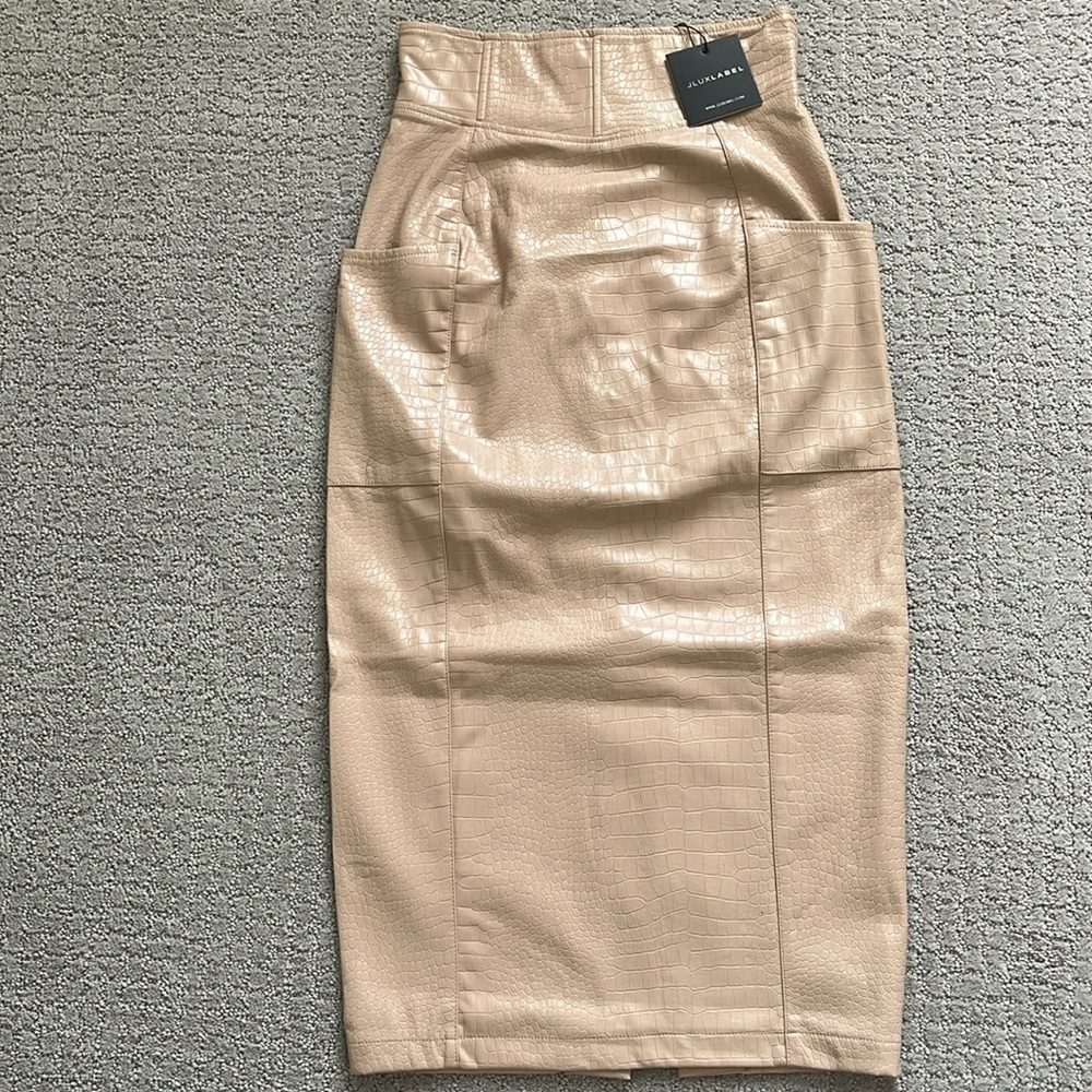 Jluxlabel faux leather midi skirt w embossed snake skin pattern size S , nwt